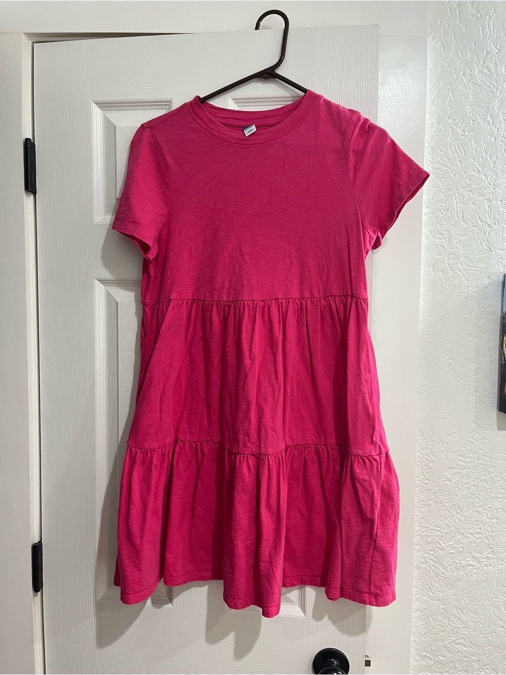 Old Navy Women’s Bright Pink Tiered Short-Sleeve Midi Dress
